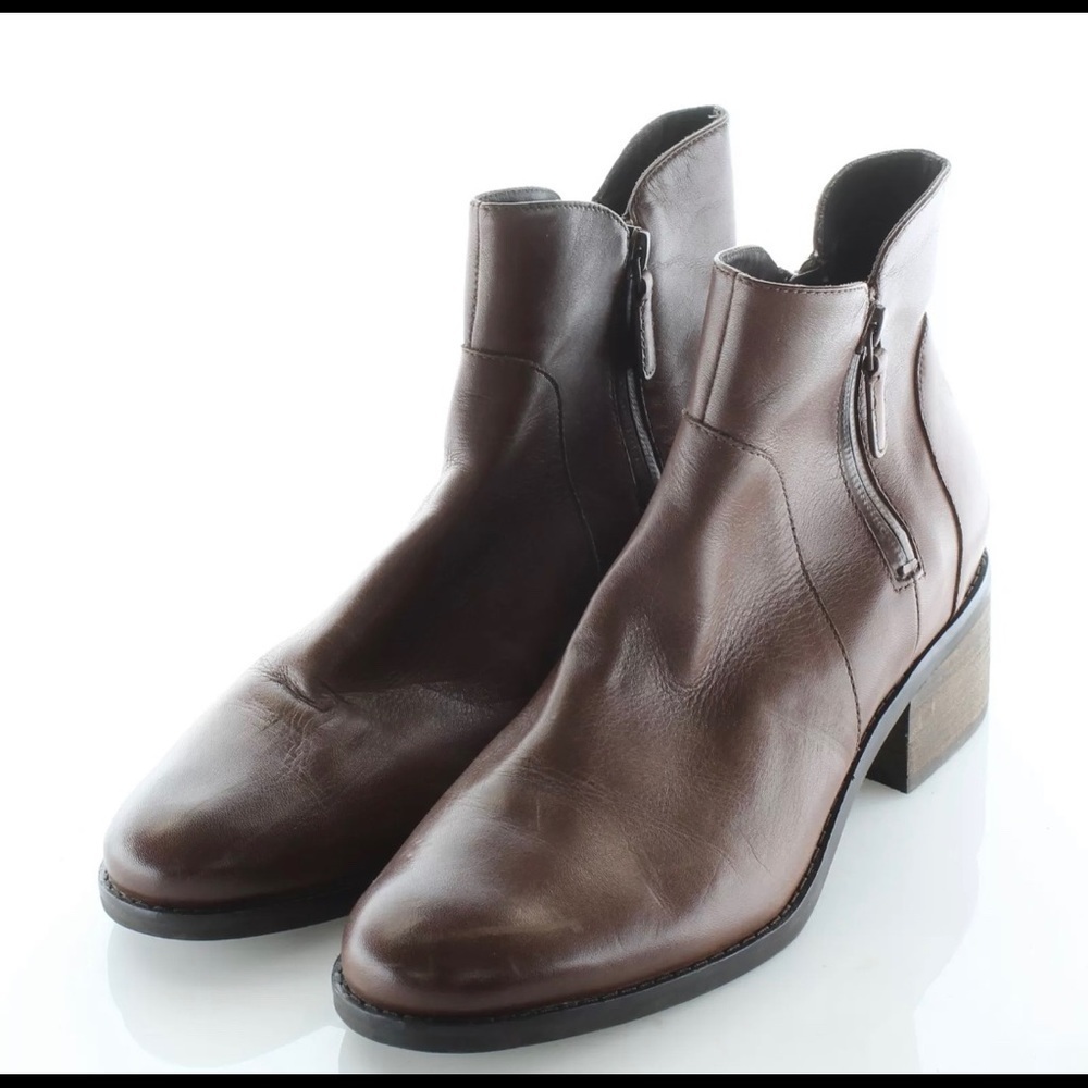 NWOT Cole Haan Lyla Waterpoof Bootie #20